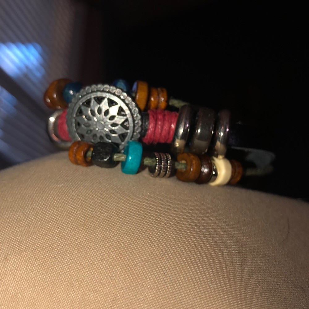 Beautiful beaded pull adjustable bracelet